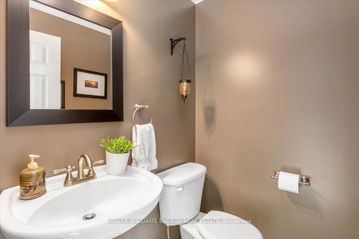 1507 Reesor Crt