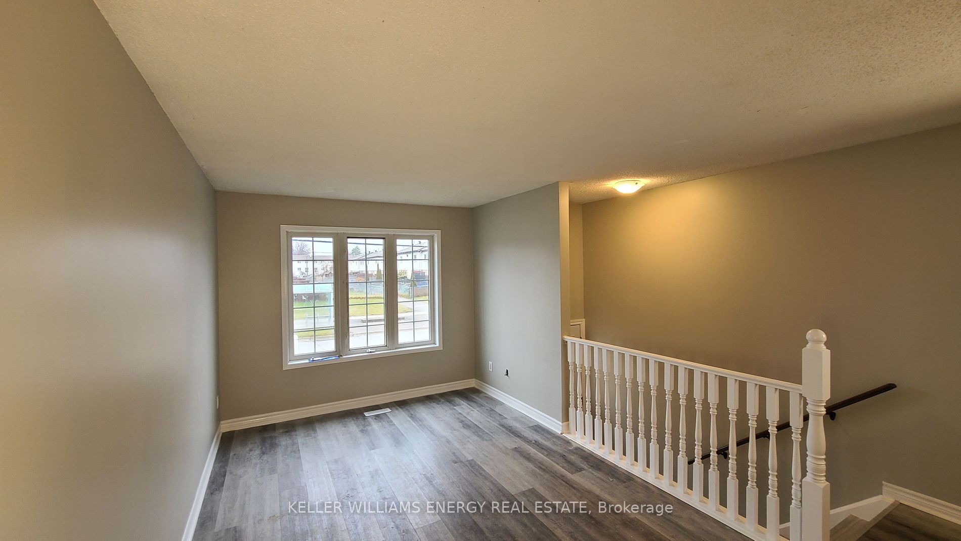 223 Malaga Rd, #Upper