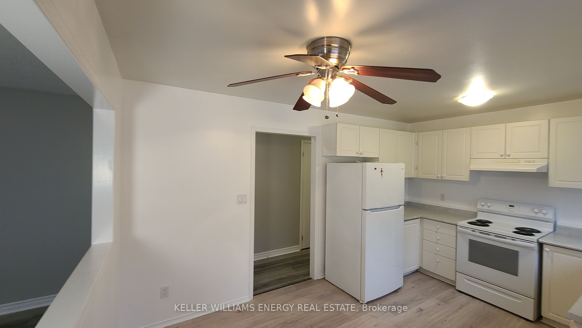 223 Malaga Rd, #Upper