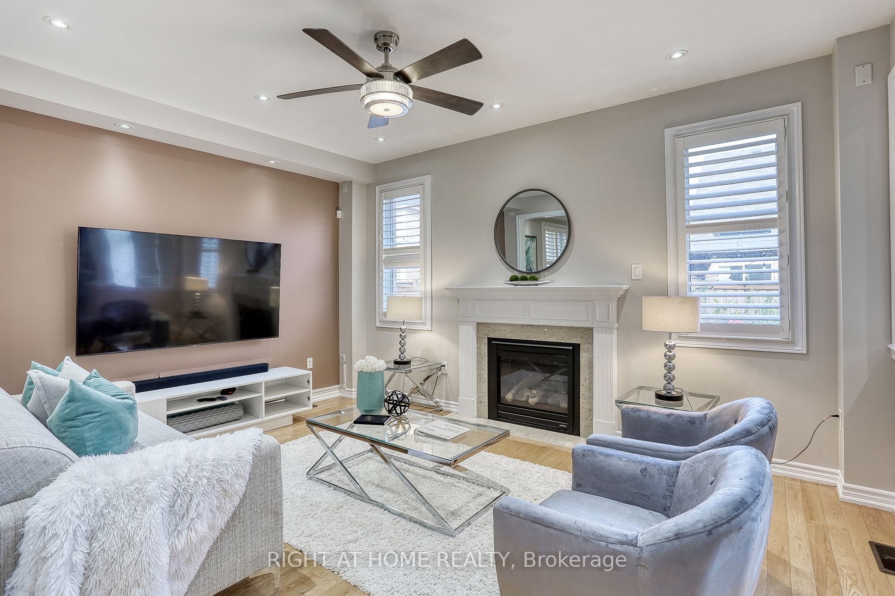 19 Tampsett Ave