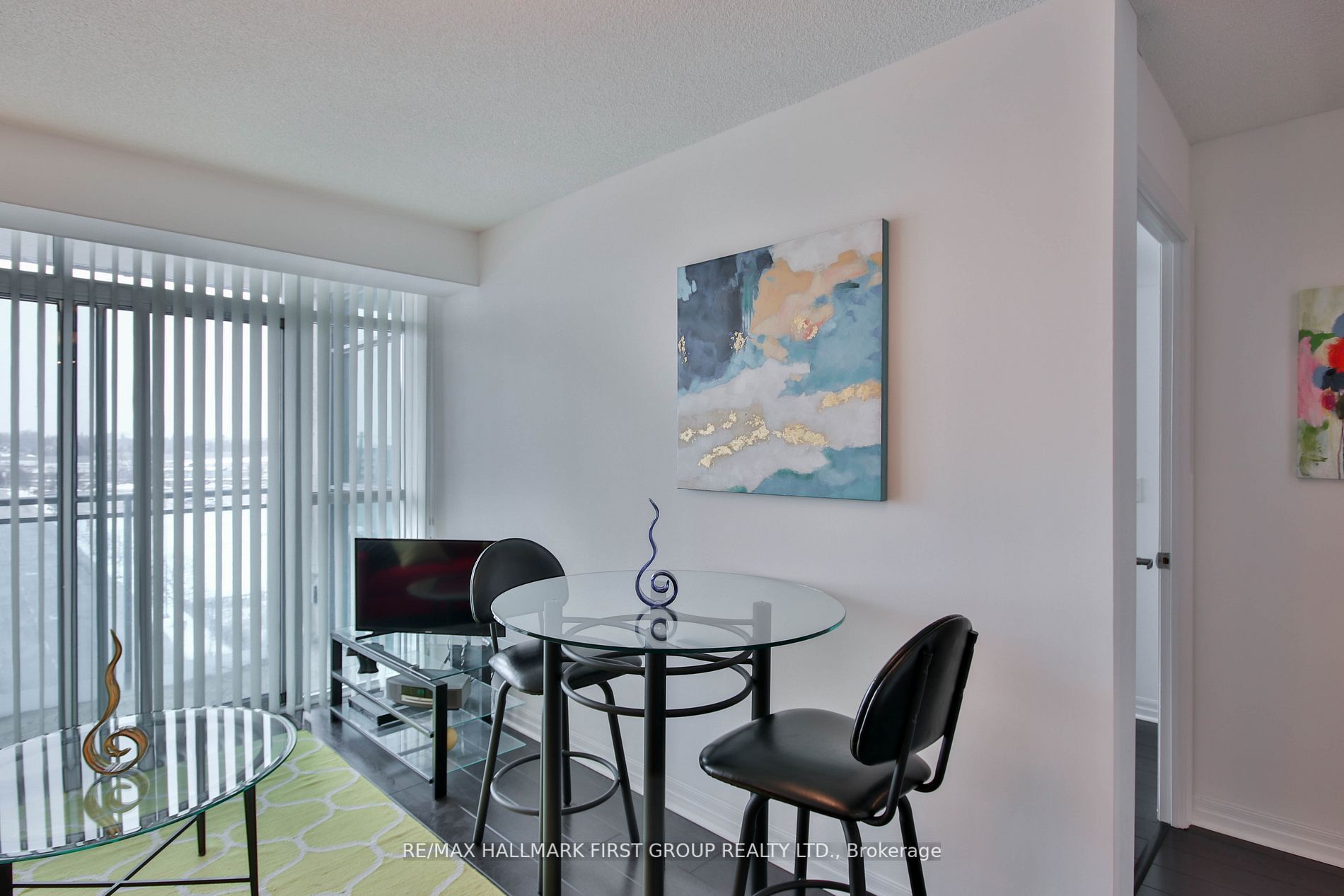 1600 Charles St, #707