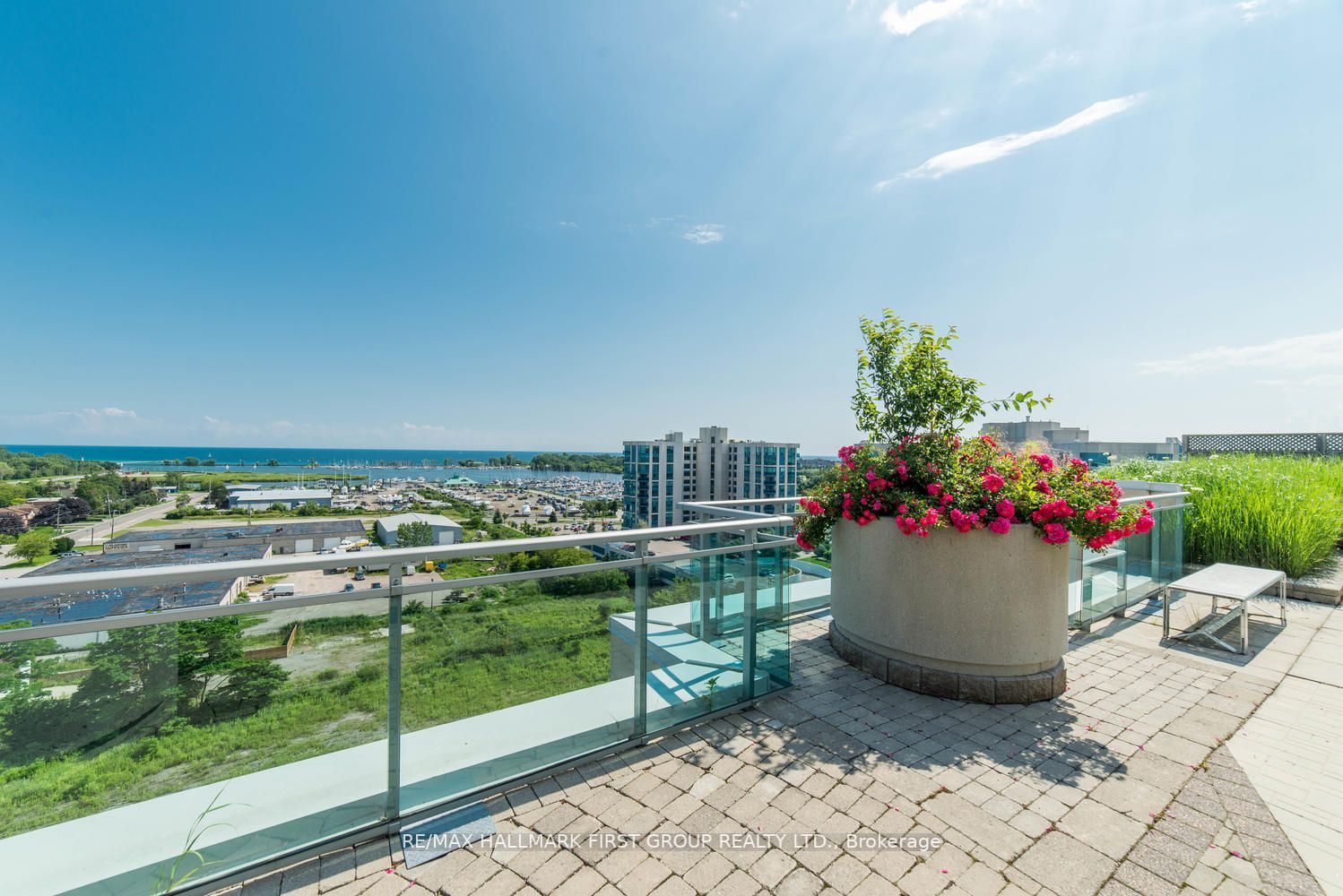 1600 Charles St, #707