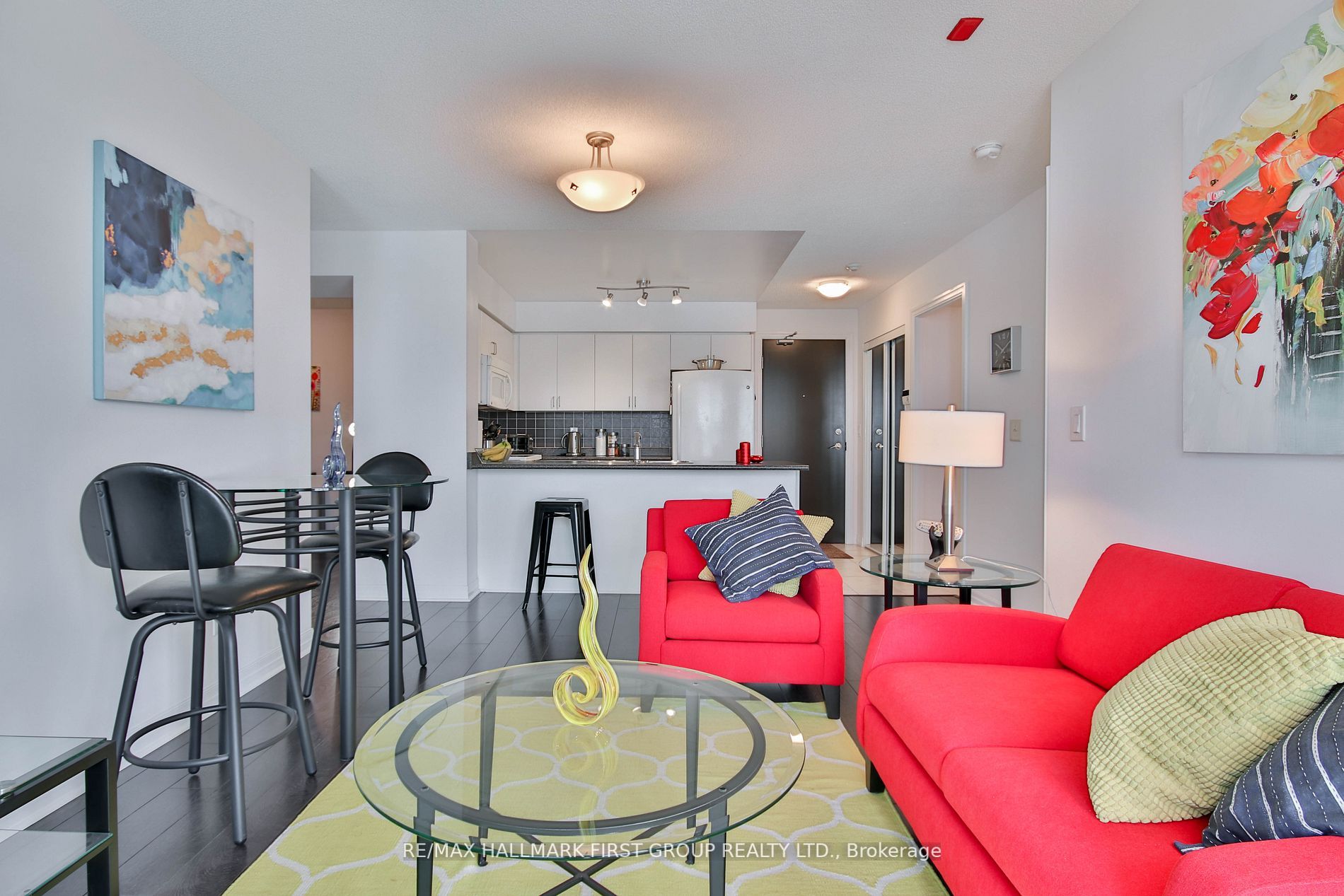 1600 Charles St, #707