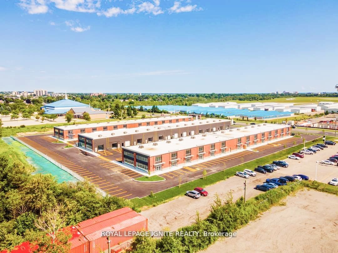 472 Taunton Rd W, #4