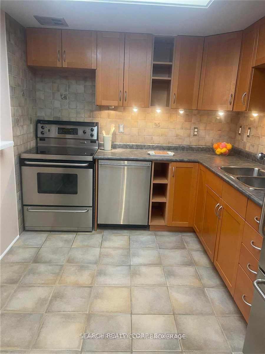 10 Dean Park Rd, #Ph 9