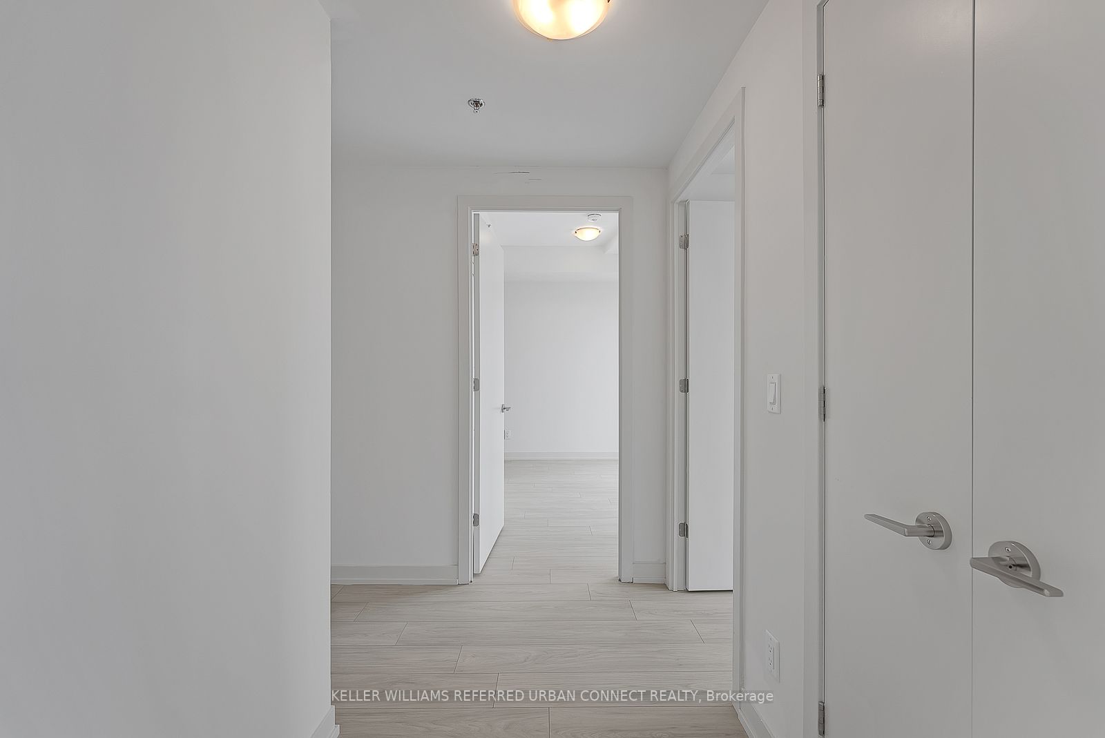 90 Glen Everest Road, #810