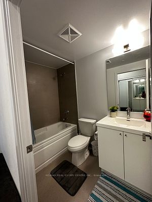 2550 Simcoe St N, #2509