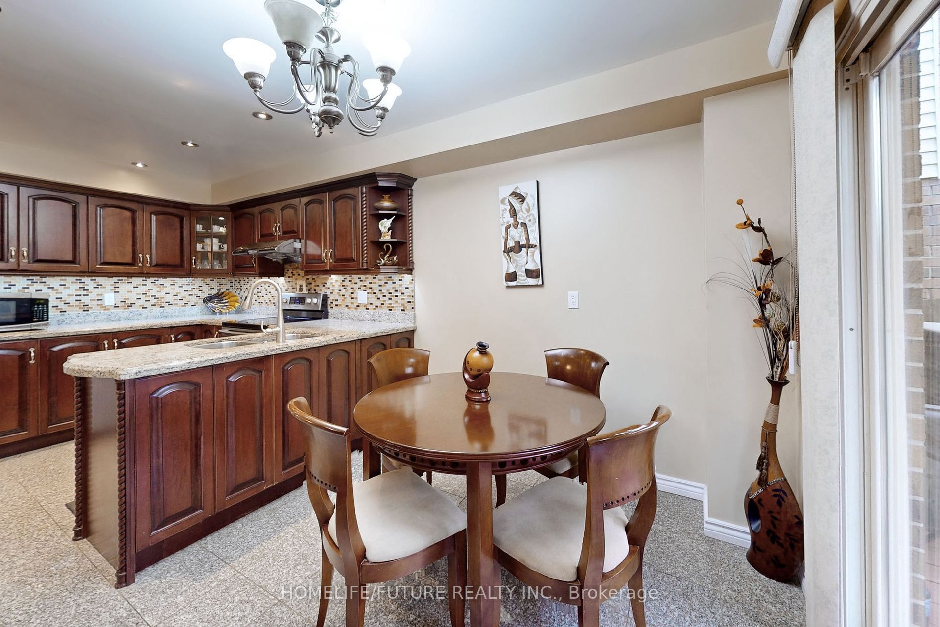 113 Hupfield Tr