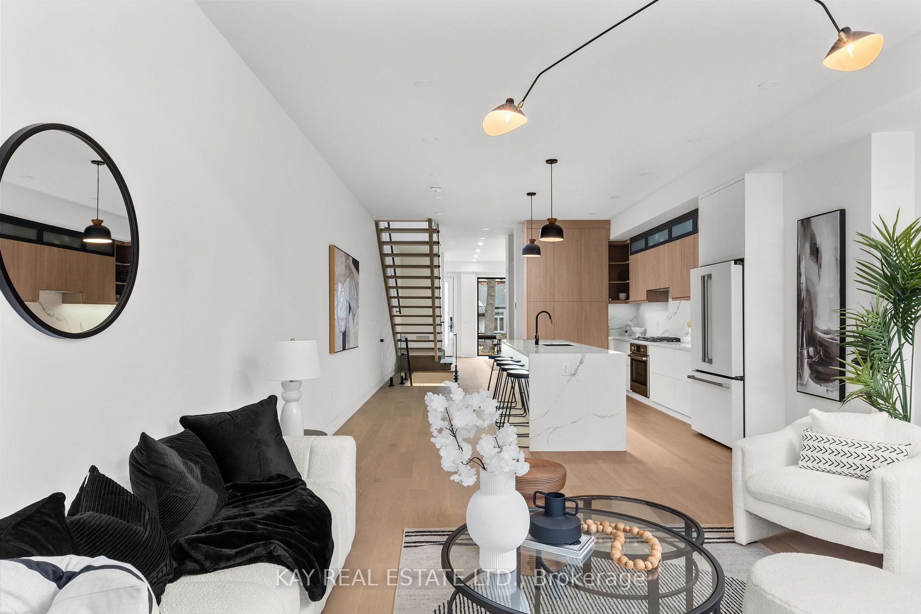 234 Ashdale Ave