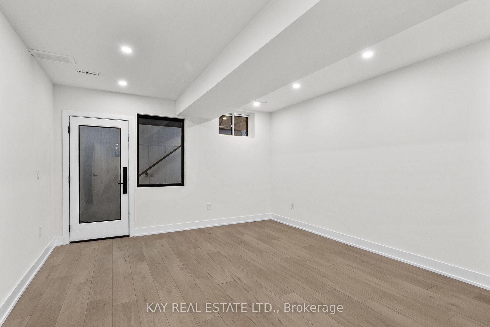234 Ashdale Ave