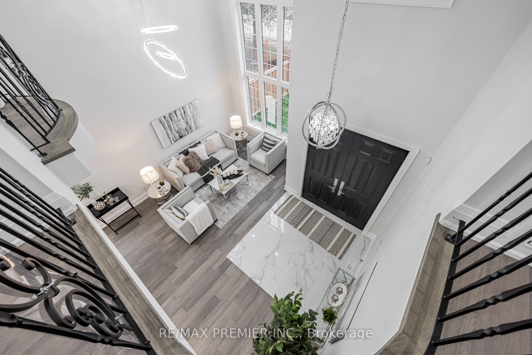 22 Beath St