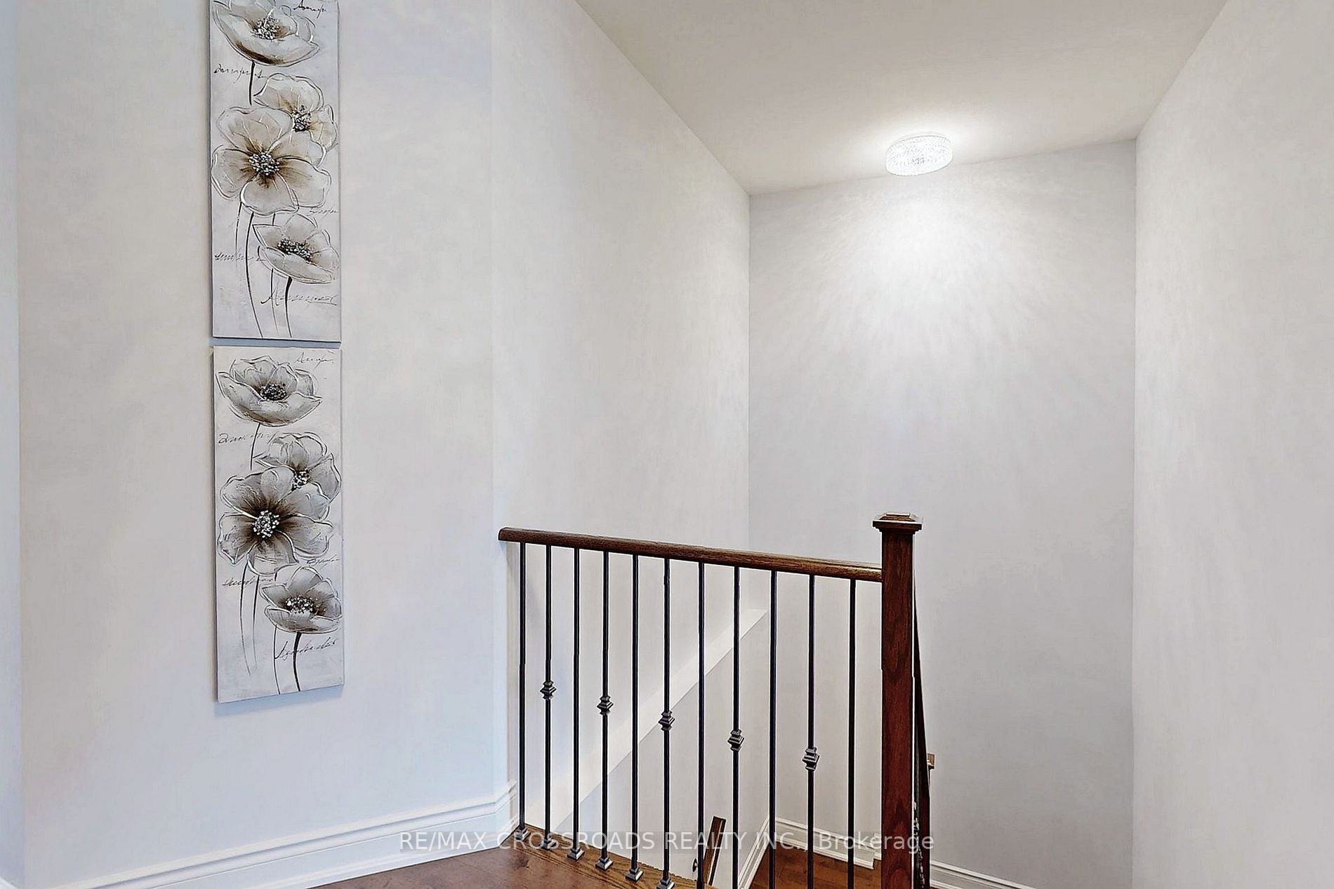 16 Washburn Path
