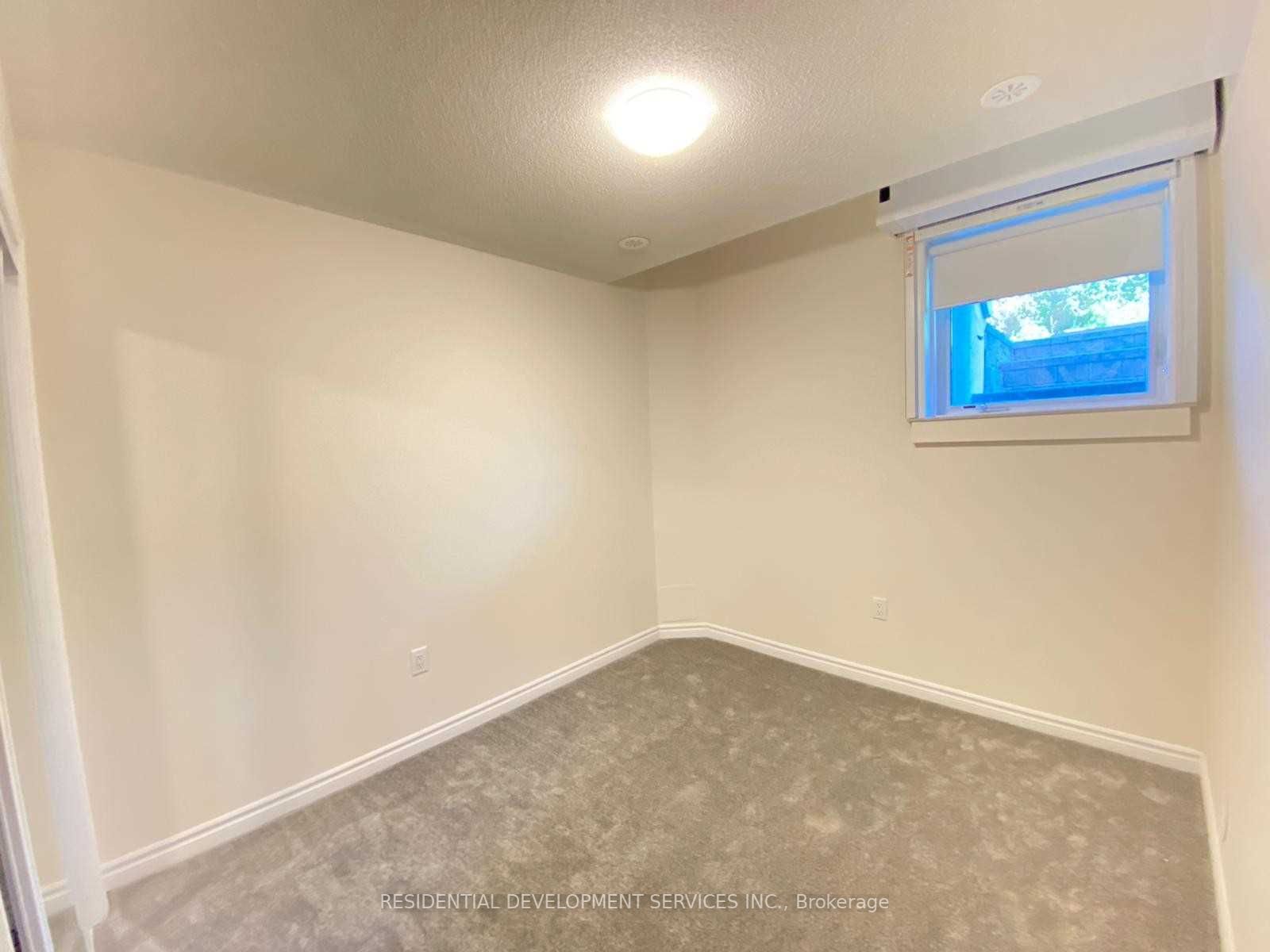 465 Beresford Path, #7