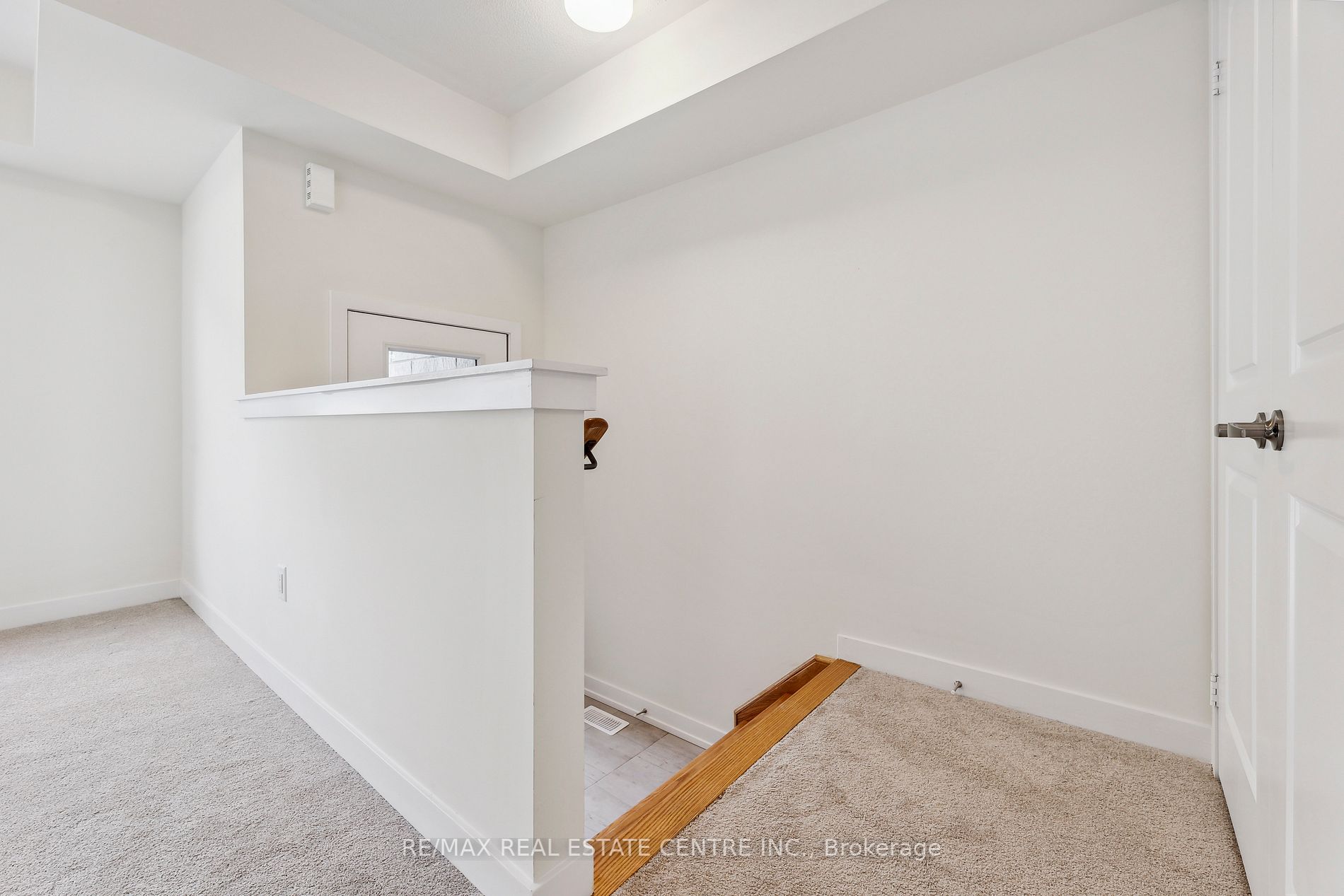2571 Castlegate Crossing Crt