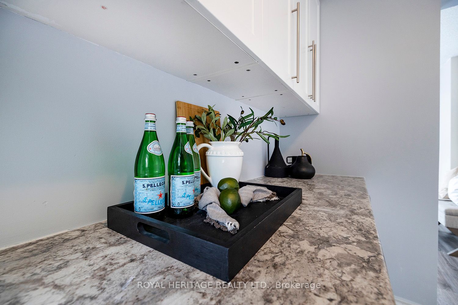 305 Garden St E, #19