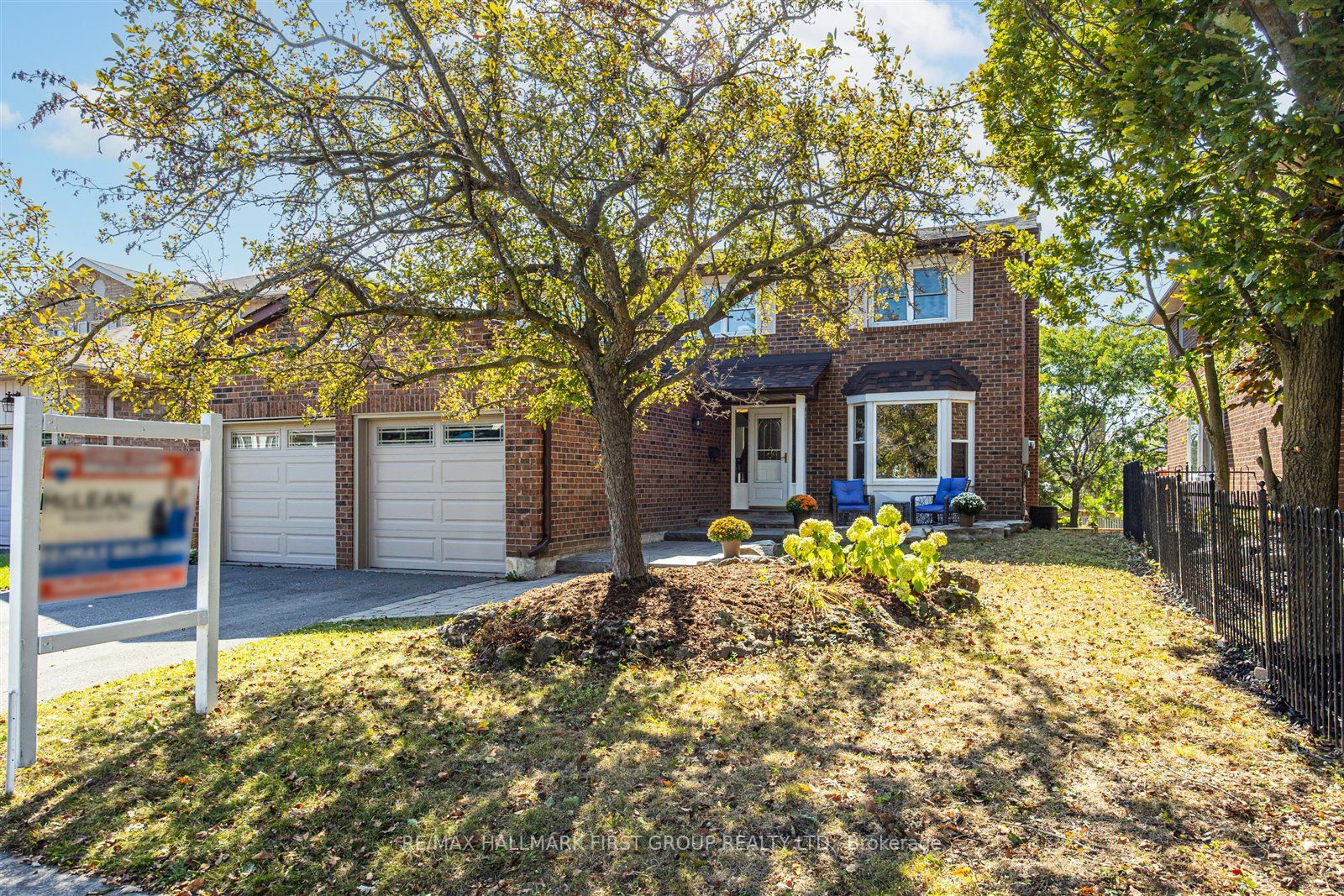 76 Farrow Cres