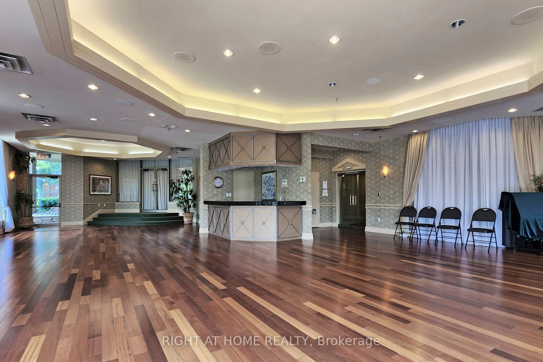 168 Bonis Avenue, #805