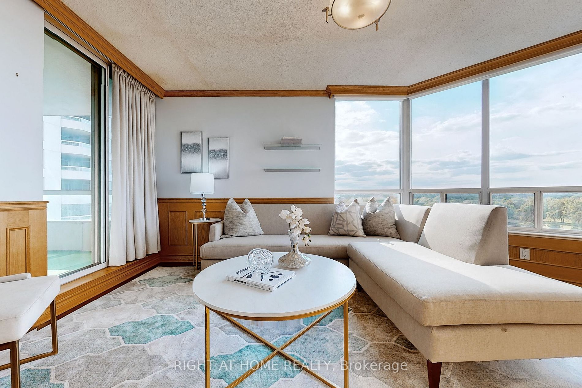 168 Bonis Avenue, #805