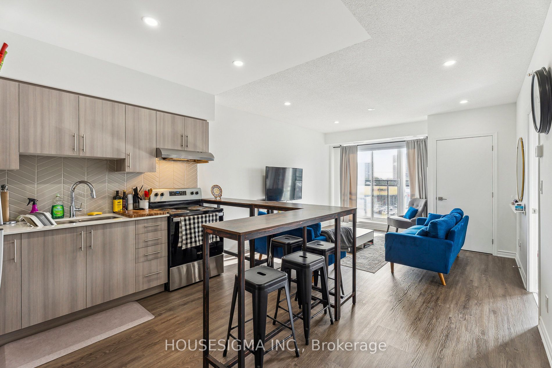 1 Falaise Road, #419