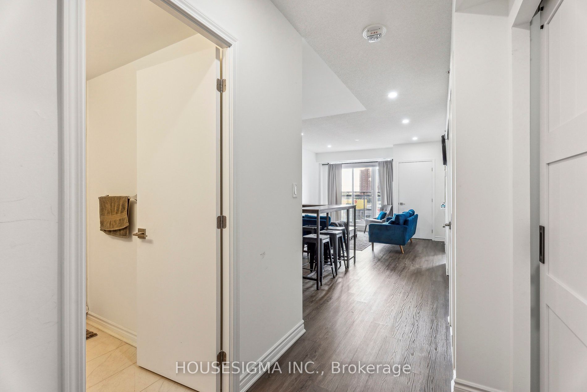 1 Falaise Road, #419