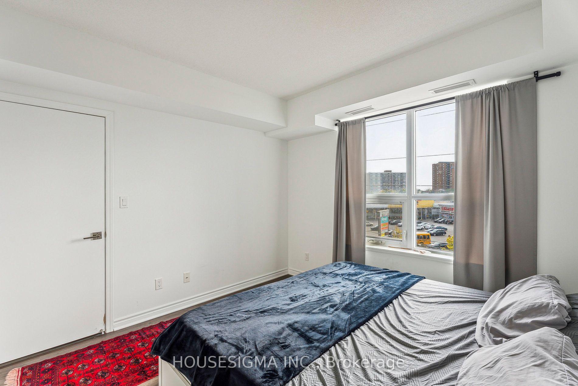1 Falaise Road, #419
