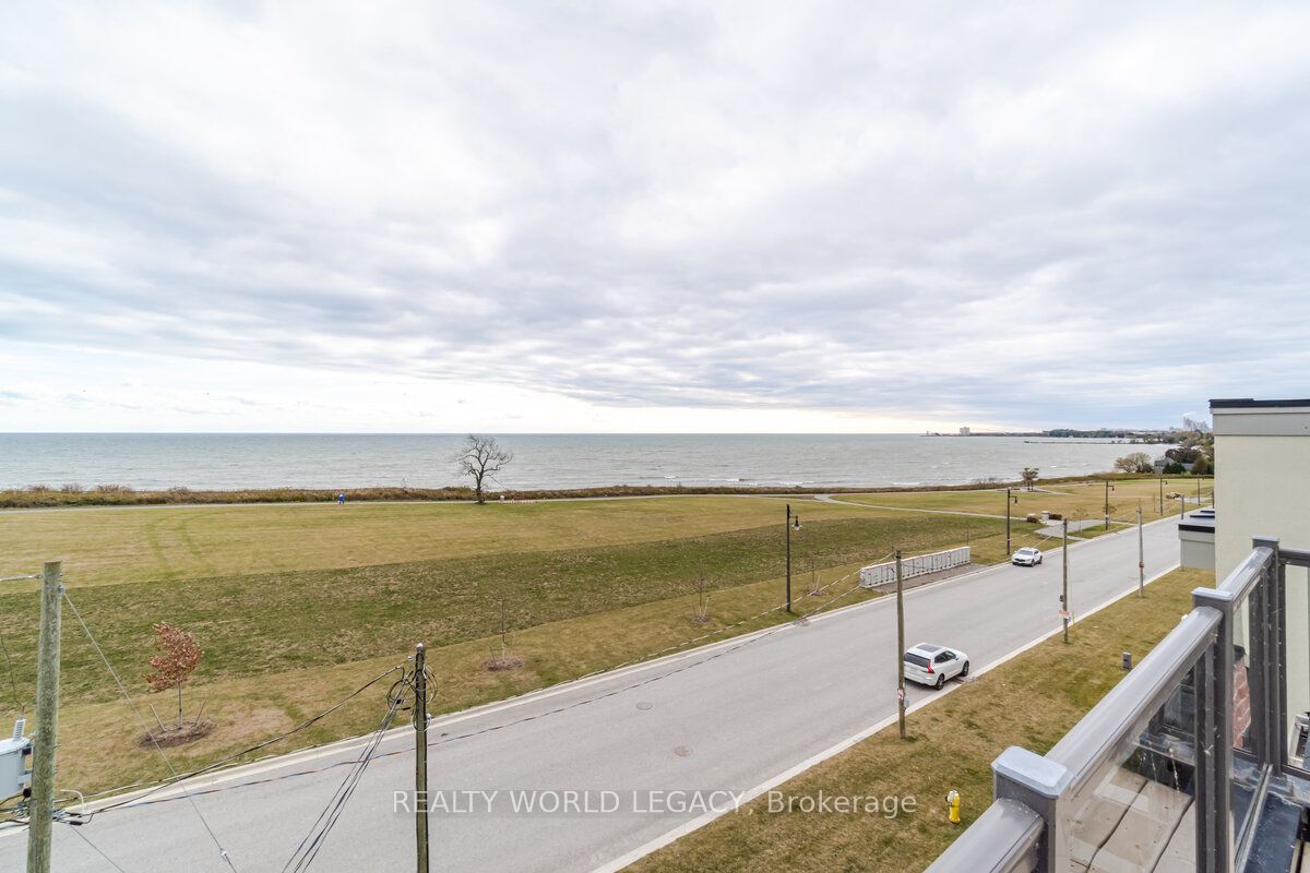 653 Port Darlington Rd