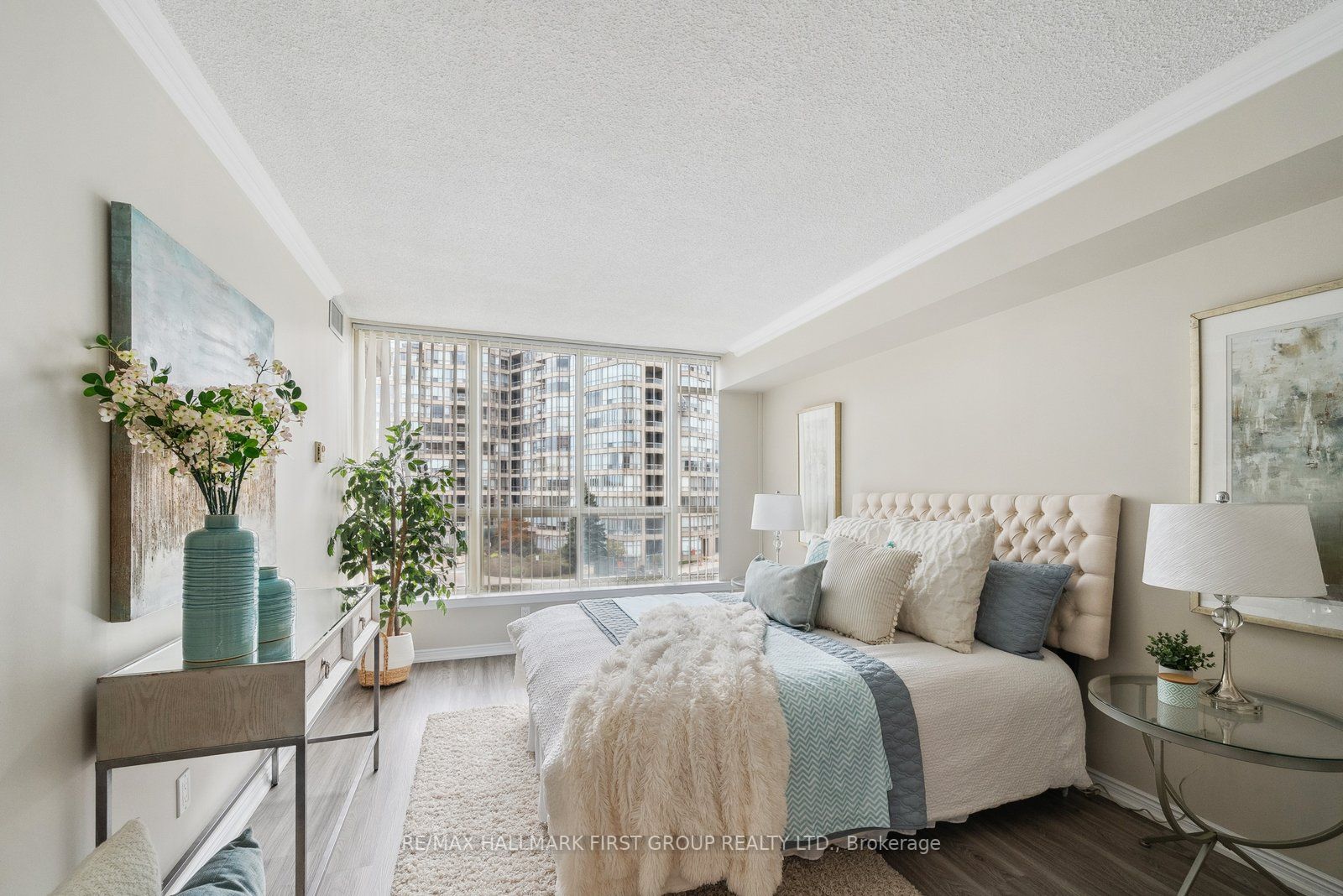 20 Guildwood Pkwy, #410
