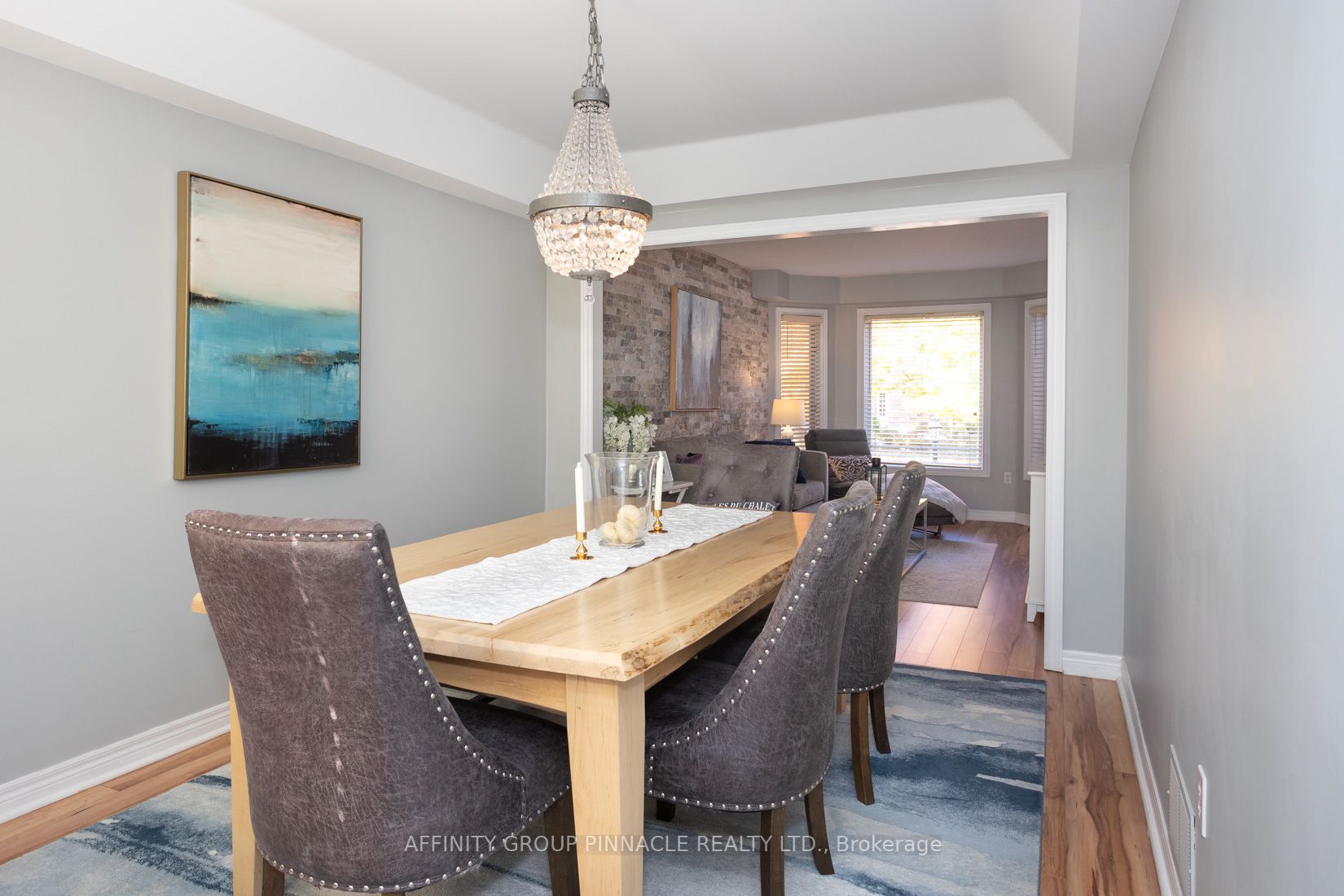 17 Annie Cres