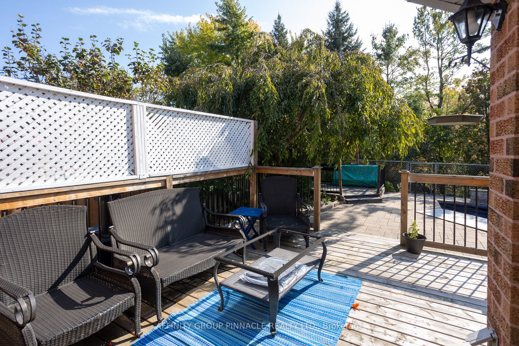 17 Annie Cres