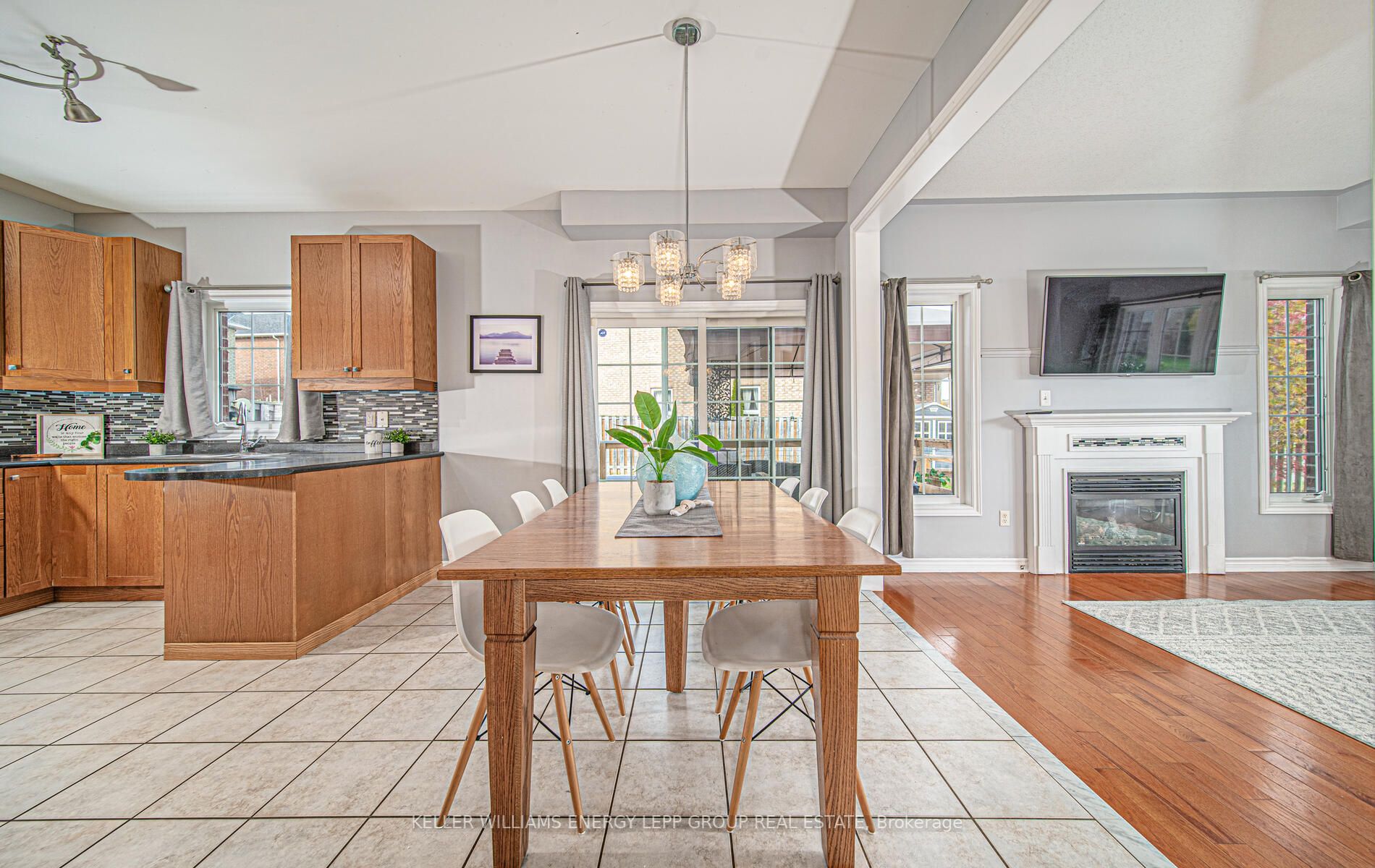 22 Rosswell Drive