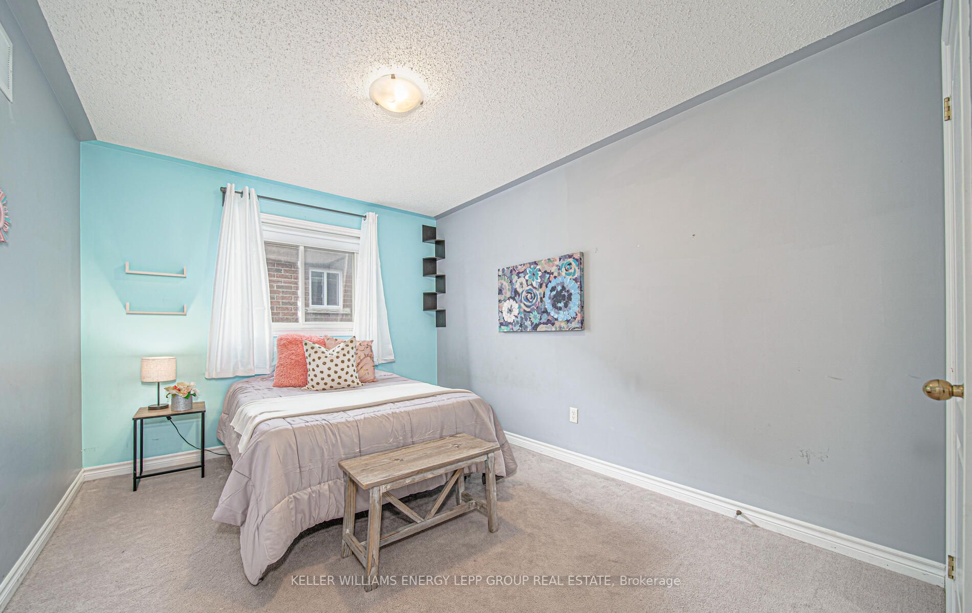 22 Rosswell Drive