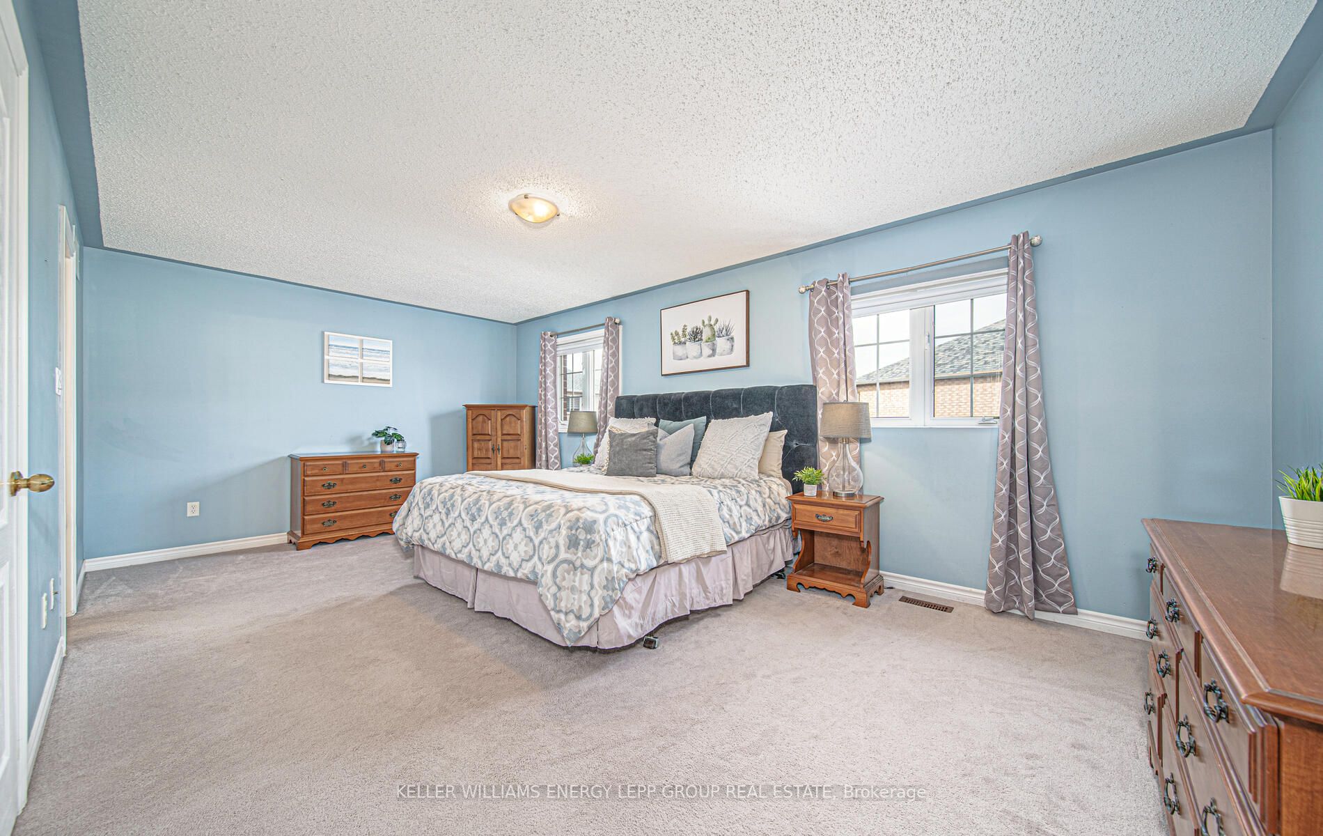 22 Rosswell Drive