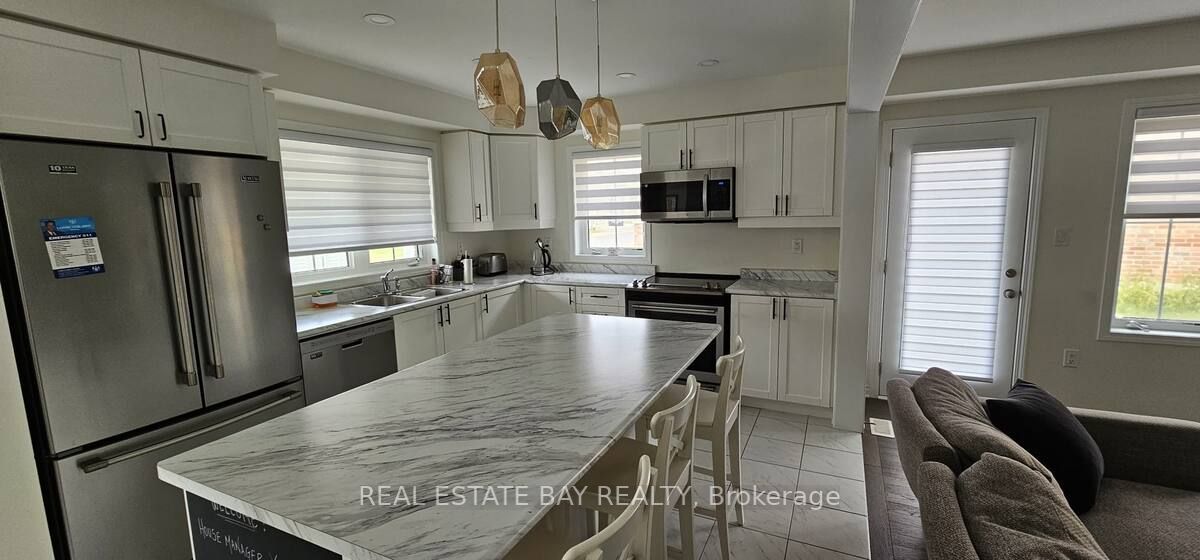 111 Westfield Dr