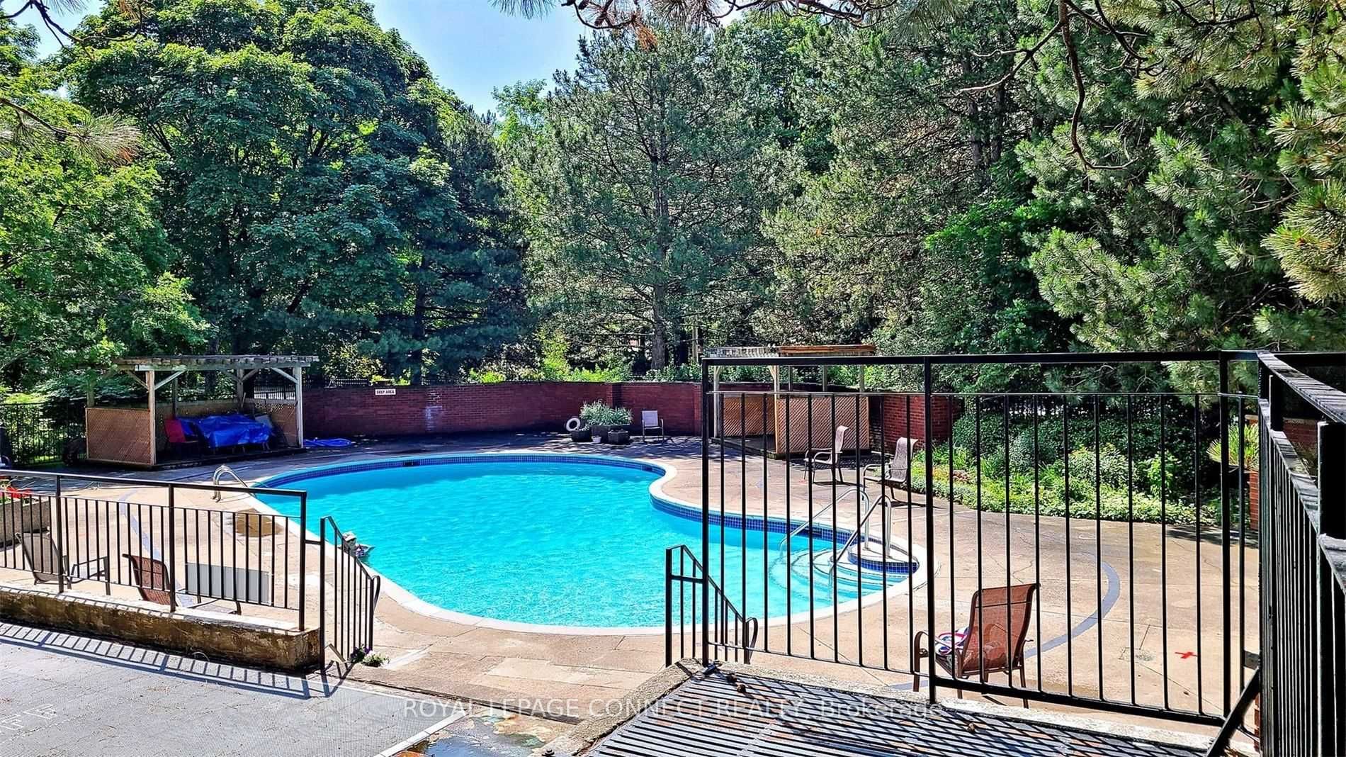 121 Ling Rd, #1403