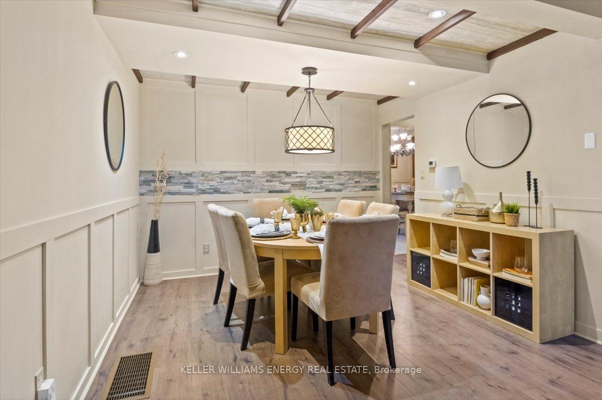 135 Deacon Lane W, #135