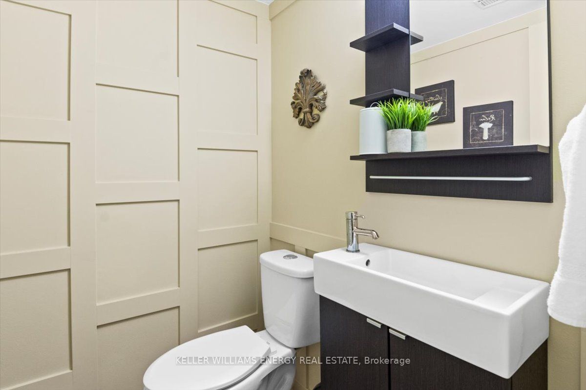 135 Deacon Lane W, #135