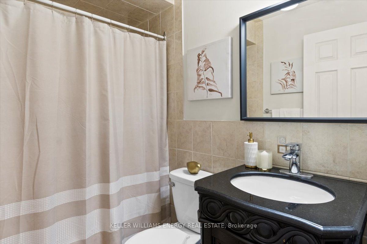 135 Deacon Lane W, #135