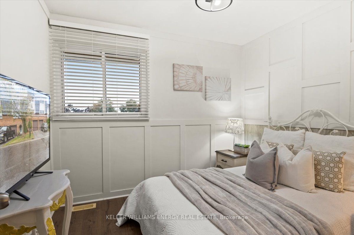 135 Deacon Lane W, #135