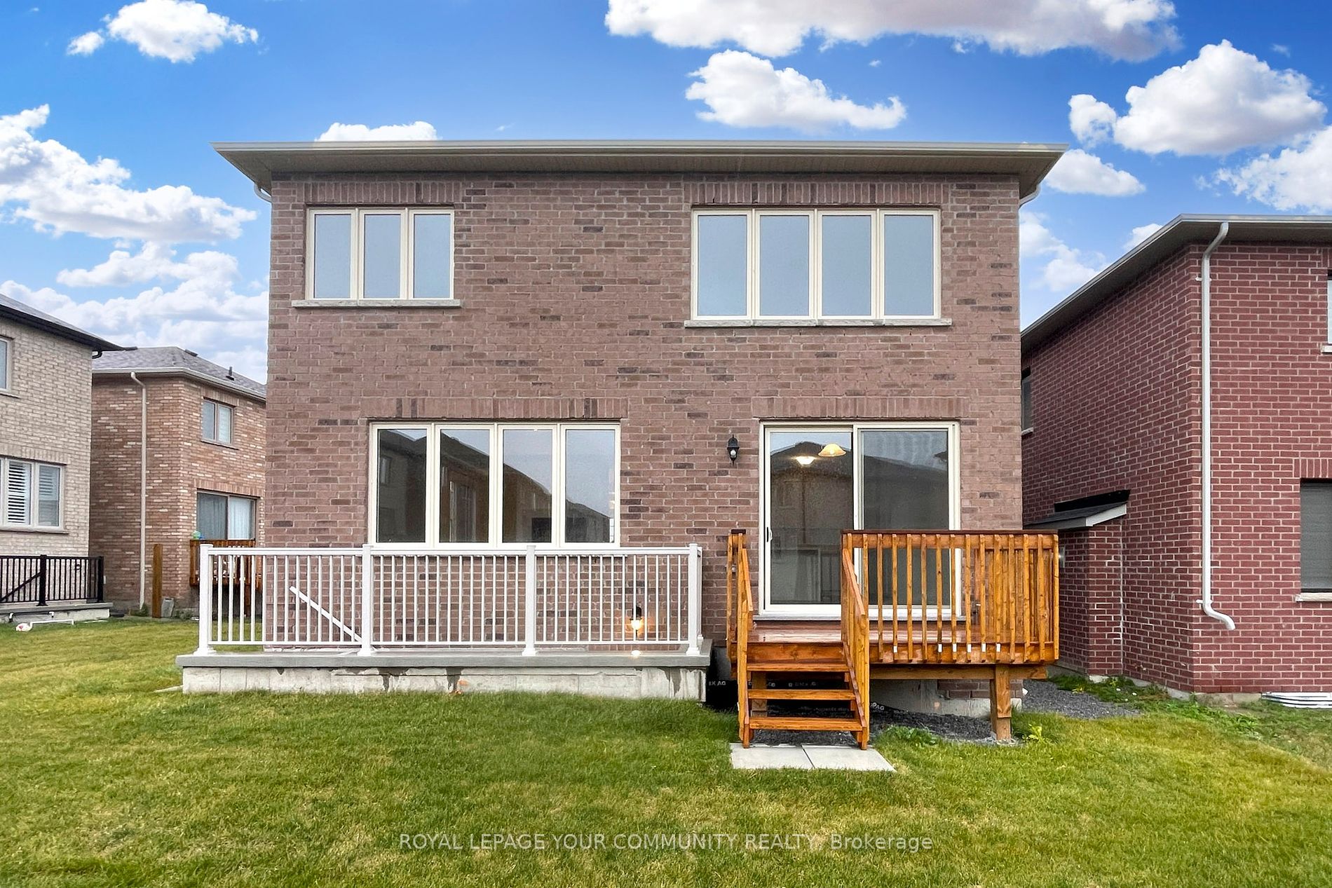 2468 Fashion Lane