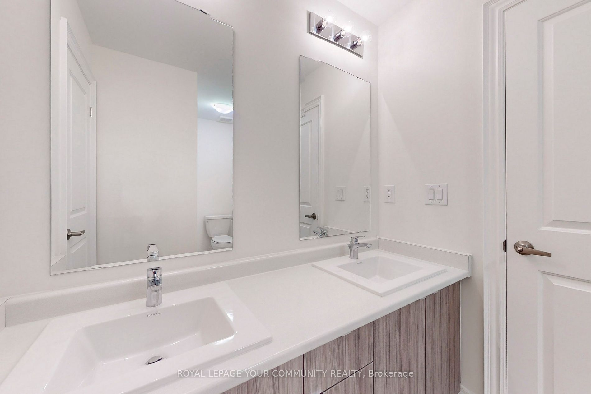 2468 Fashion Lane