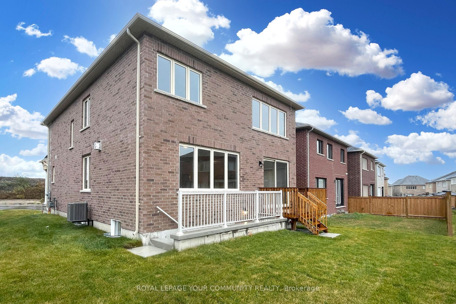 2468 Fashion Lane