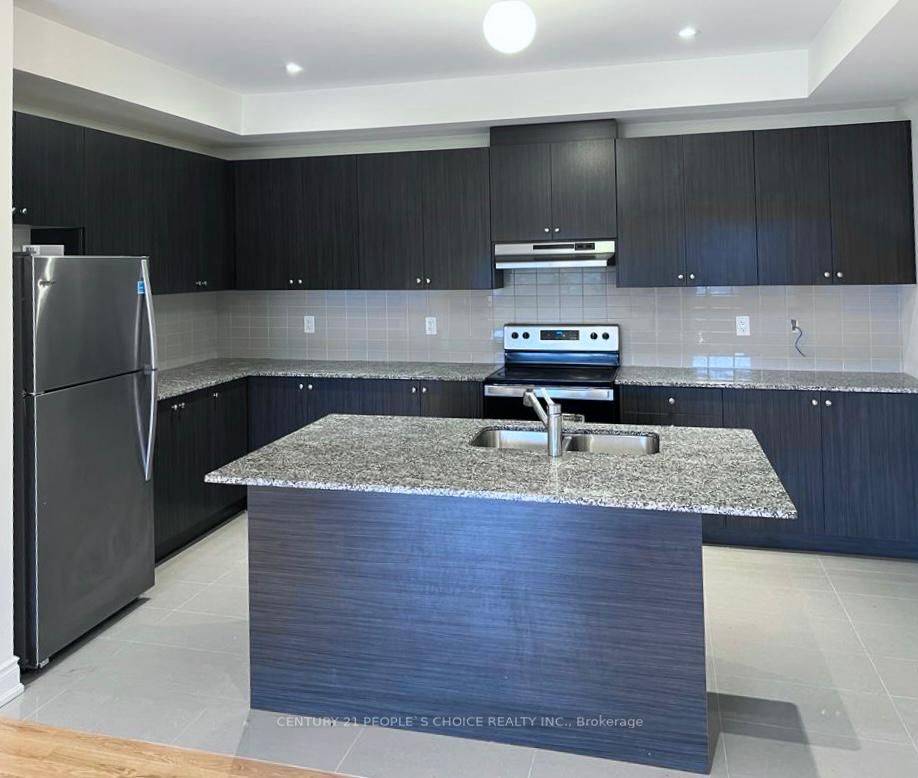 8 Bellerive Lane