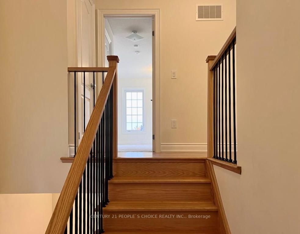 8 Bellerive Lane