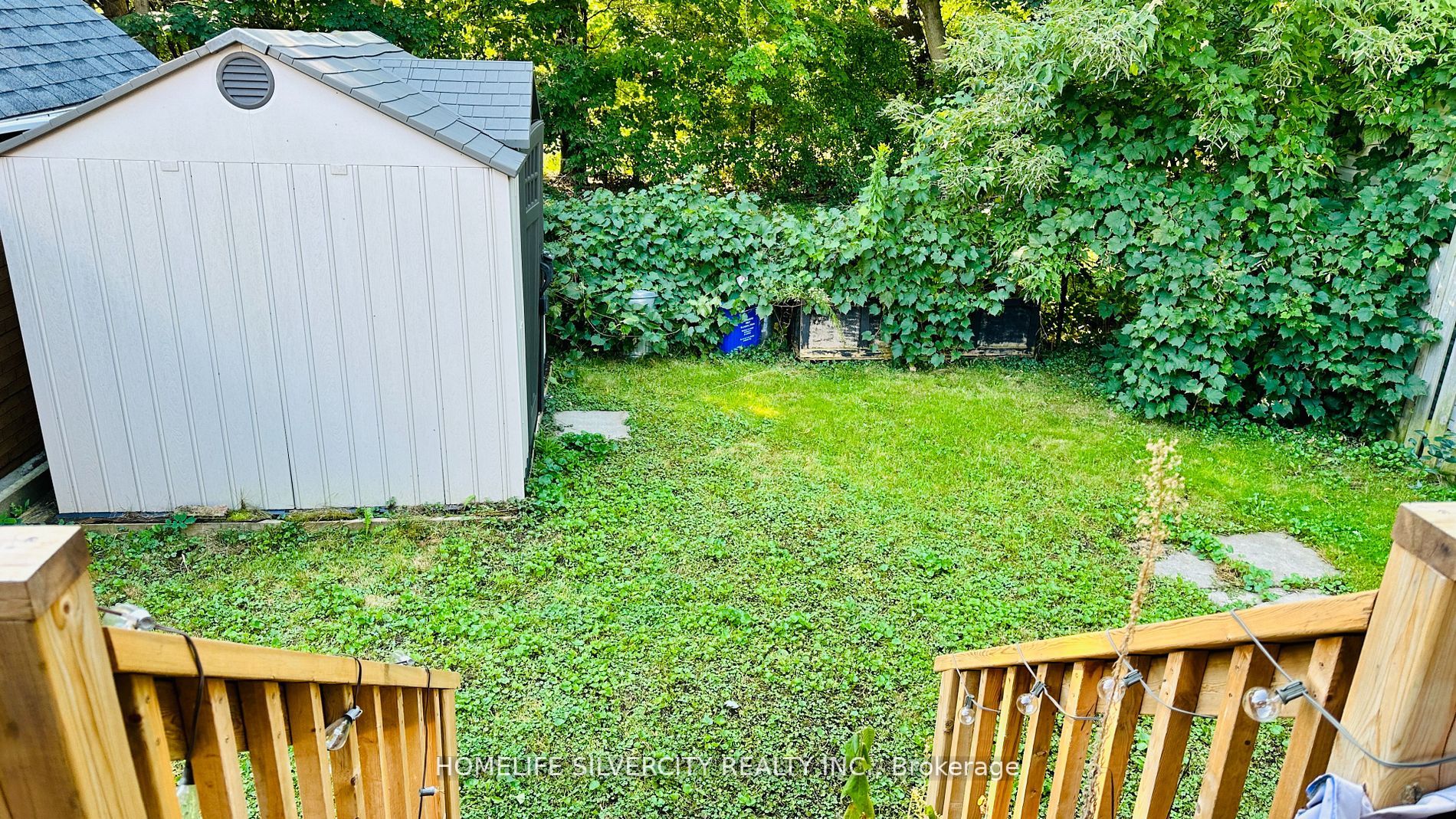 157 Elliott Ave