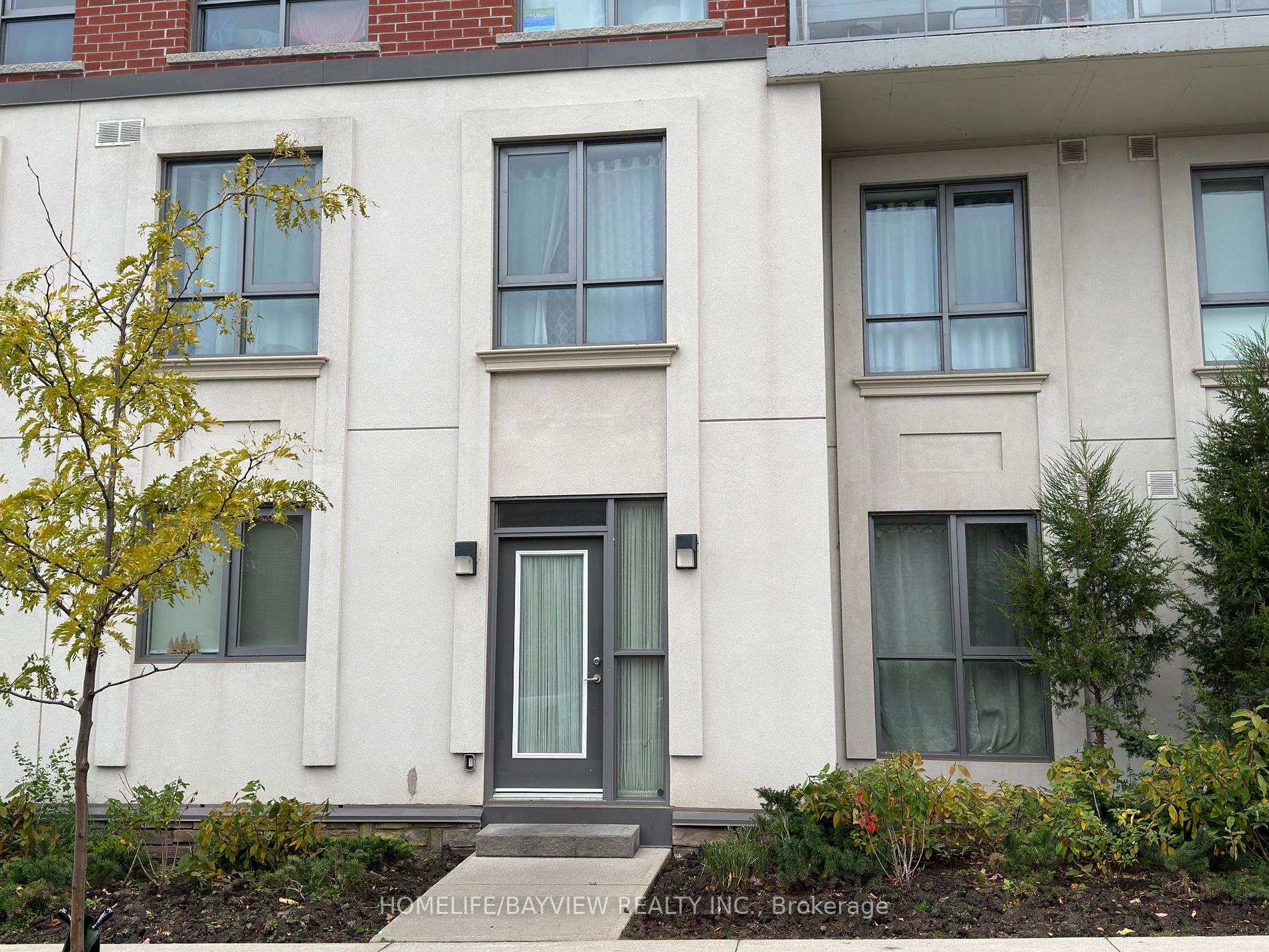 22 East Haven Dr, #103