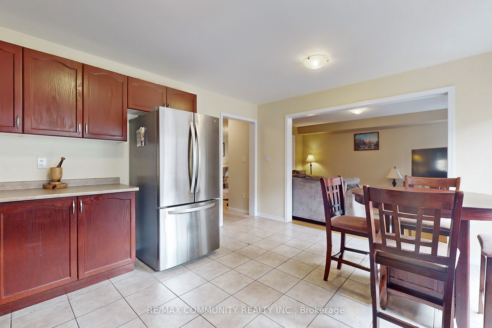 16 Watersplace Ave