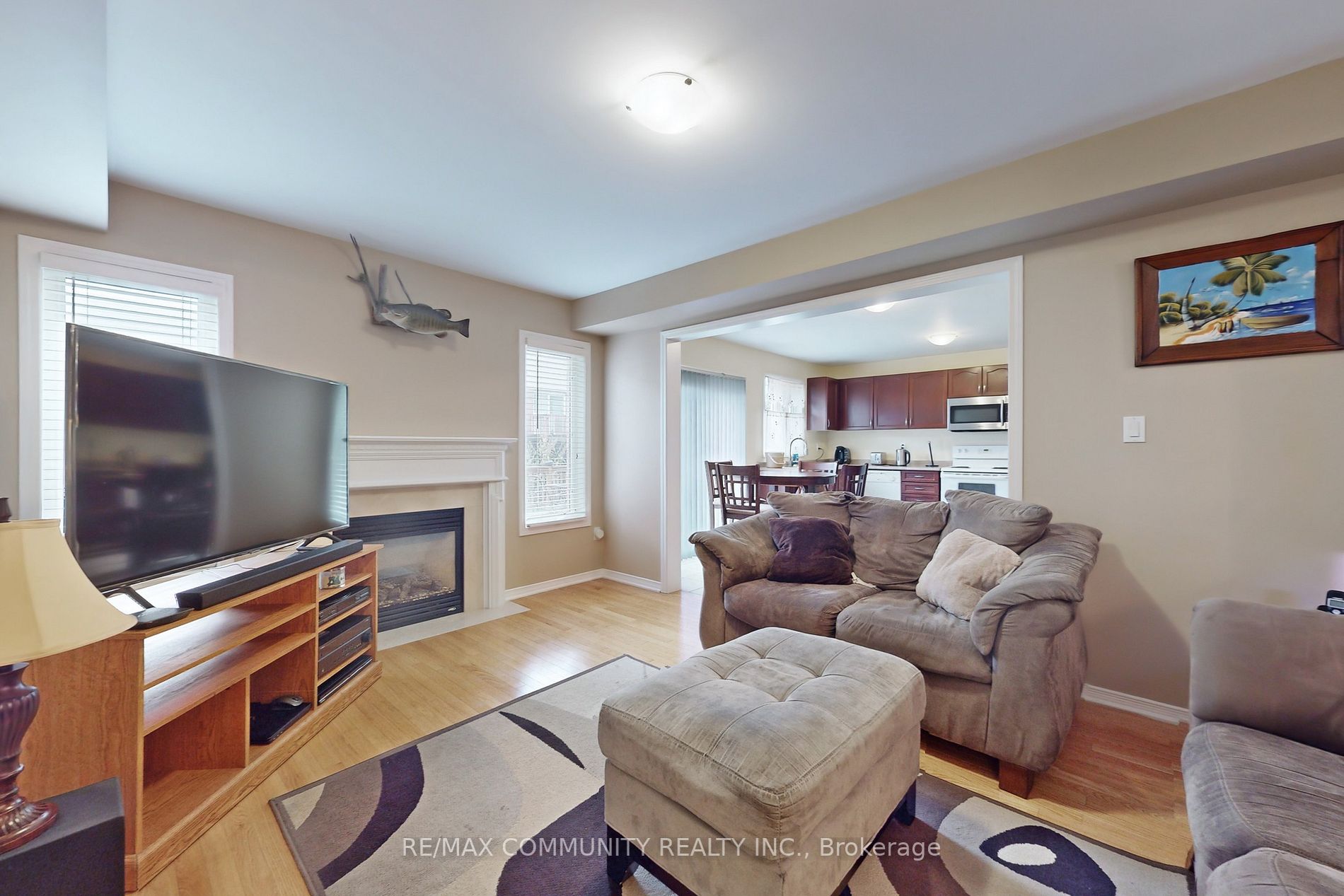 16 Watersplace Ave