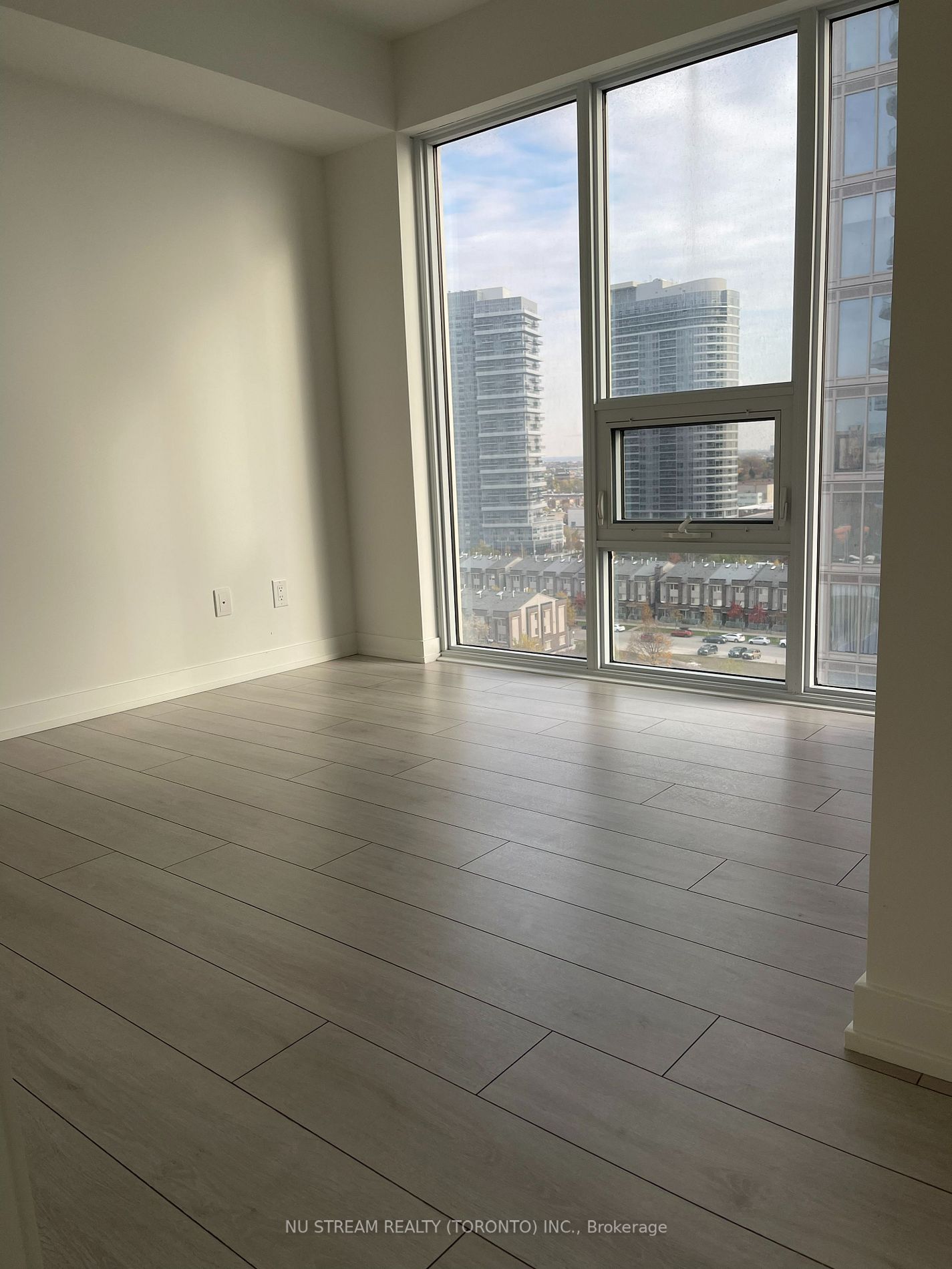 2031 Kennedy Road, #1225