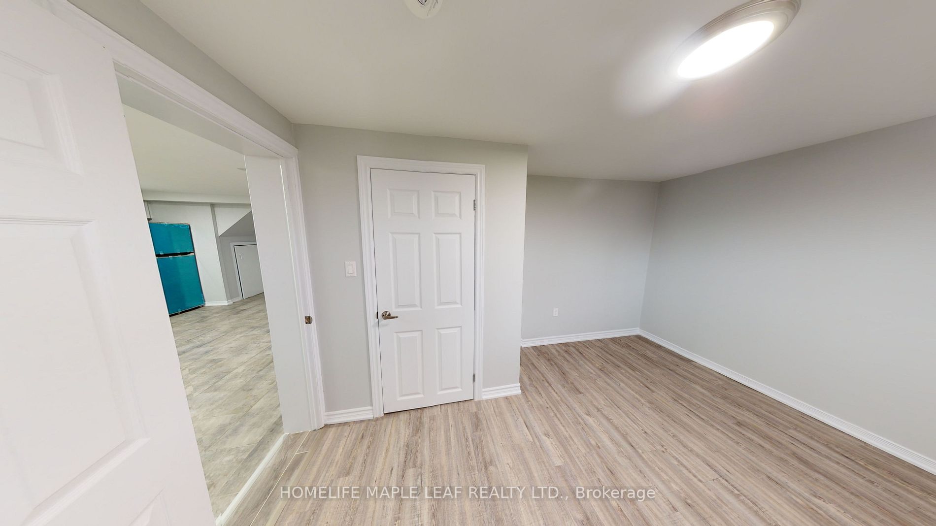 598 Montgomery Street, #B