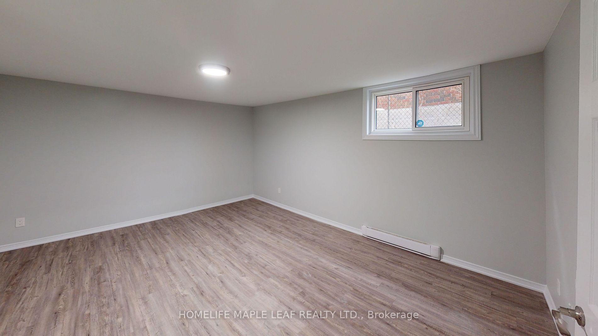 598 Montgomery Street, #B